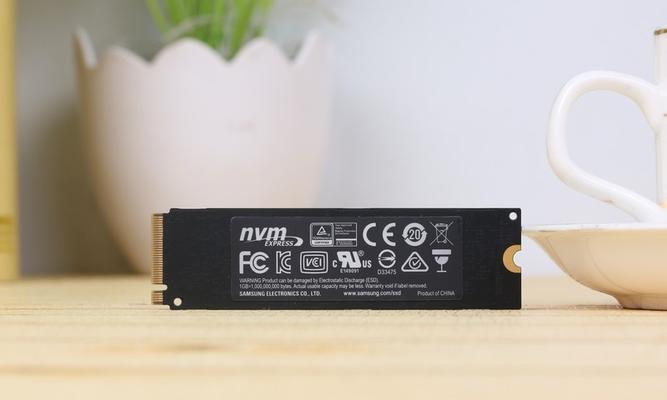 三星EVO960（领先一代的存储解决方案）