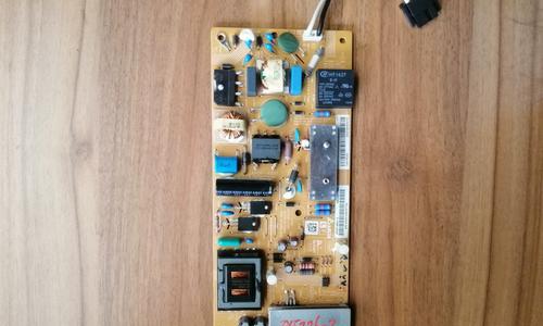 LCD-60UF30A电视的性能与特点（探索LCD-60UF30A电视的视觉享受与功能体验）